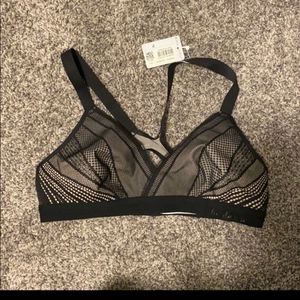 Awake to lace bra size 36B NWT lululemon